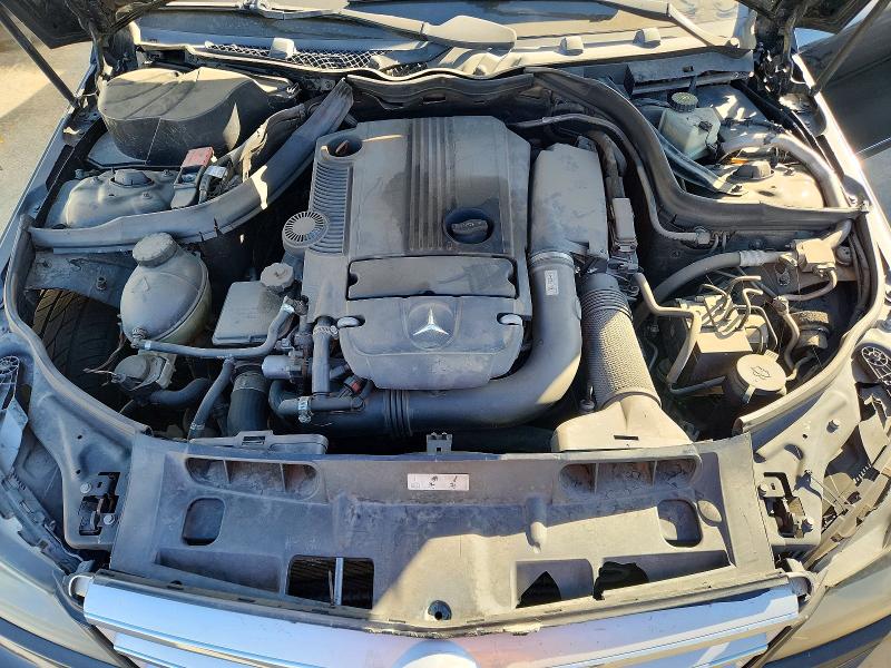صورة رقم 11 من المزاد - 2012 MERCEDES-BENZ C مع VIN WDDGF4HB2CA625109