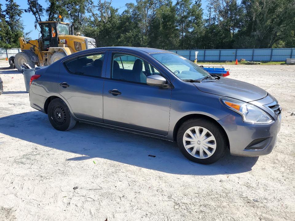 Снимка 4 от търг – 2017 NISSAN VERSA с VIN 3N1CN7AP4HL846202