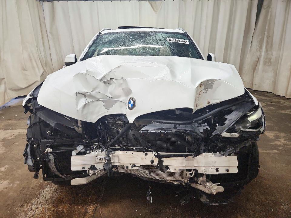 Снимка 5 от търг – 2021 BMW X5 с VIN 5UXCR4C05M9E49862