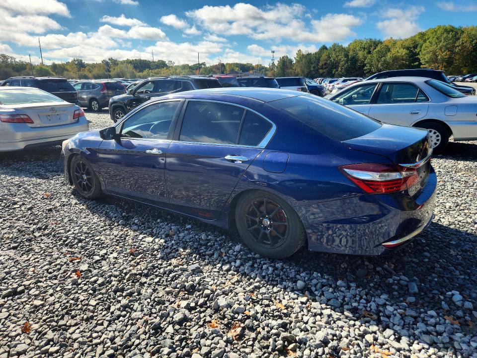 Снимка 2 от търг – 2016 HONDA ACCORD с VIN 1HGCR2F34GA126917