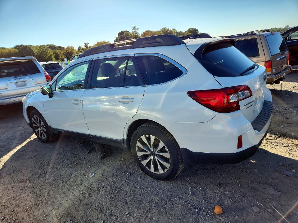 Снимка 2 от търг – 2015 SUBARU OUTBACK с VIN 4S4BSALC9F3202353