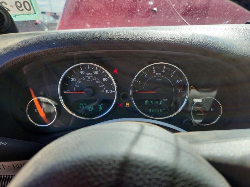 Снимка 9 от търг – 2014 JEEP WRANGLER UNLIMITED с VIN 1C4BJWFG7EL325828