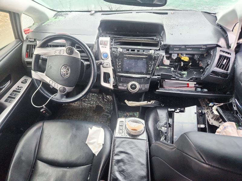 Снимка 8 от търг – 2015 TOYOTA PRIUS V с VIN JTDZN3EU4FJ035505