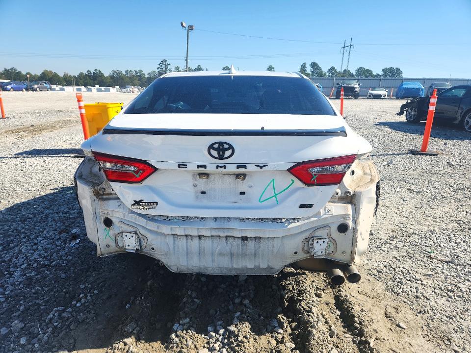 Снимка 6 от търг – 2019 TOYOTA CAMRY с VIN 4T1B11HK2KU703057