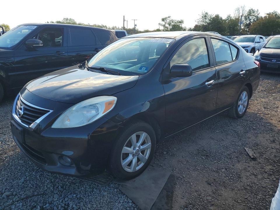 NISSAN VERSA 2013 с VIN 3N1CN7AP7DL831431 - Снимка от търг