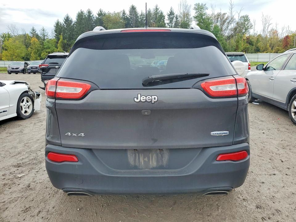 صورة رقم 6 من المزاد - 2016 JEEP CHEROKEE مع VIN 1C4PJMCS2GW114766