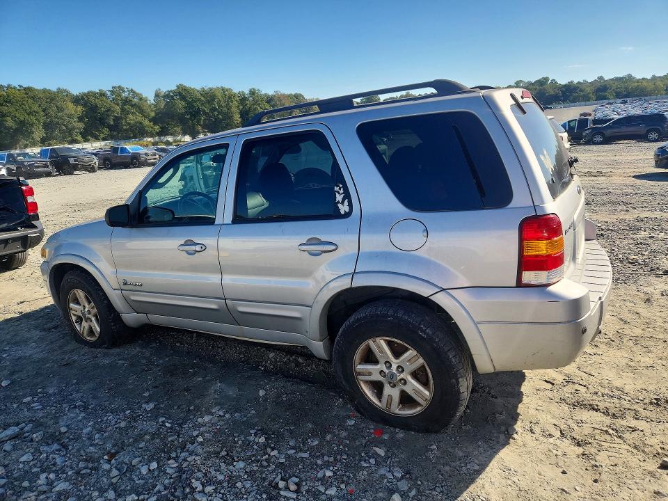 Photo 2 from auction – 2007 FORD ESCAPE with VIN 1FMCU49H07KA16095