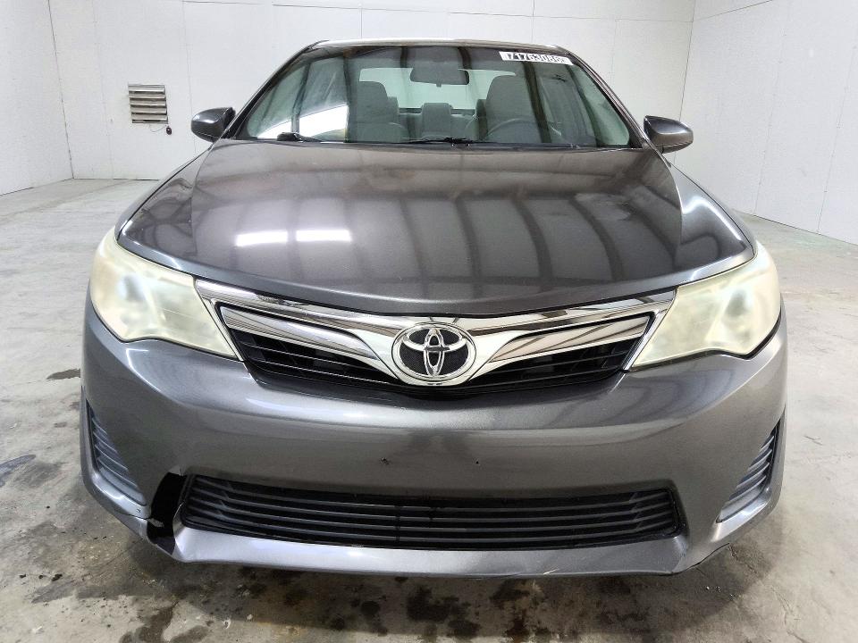 Снимка 5 от търг – 2013 TOYOTA CAMRY с VIN 4T4BF1FK8DR313979