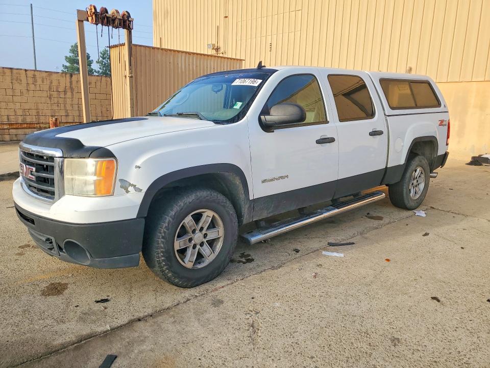 GMC SIERRA 2010 с VIN 3GTRKVE33AG187099 - Снимка от търг