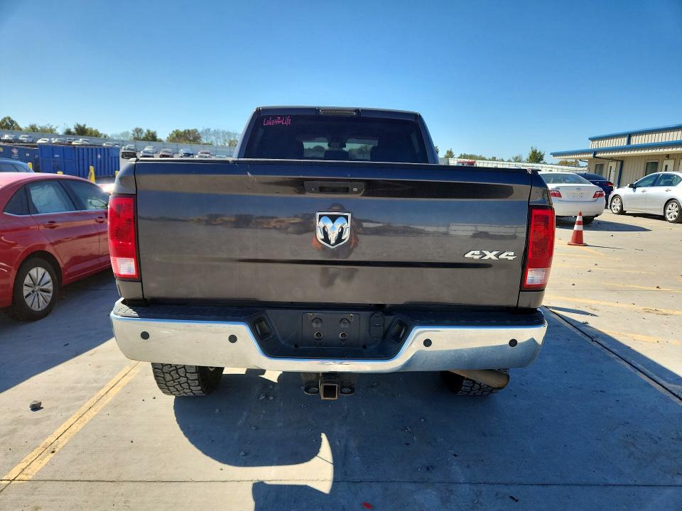Снимка 6 от търг – 2017 RAM 2500 с VIN 3C6UR5CJ3HG684887