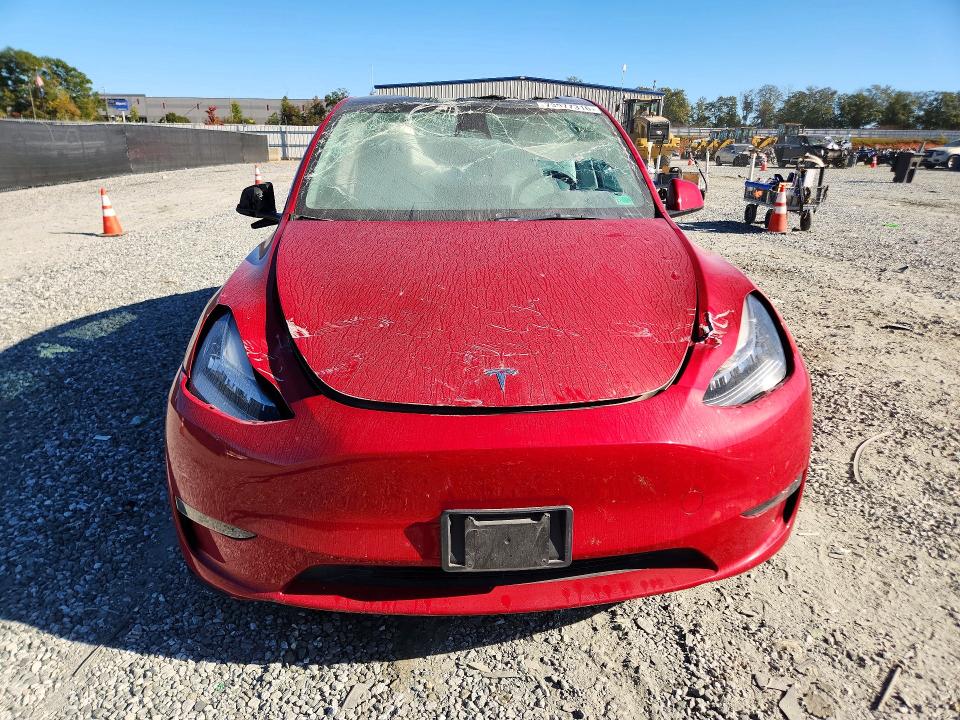 Снимка 5 от търг – 2023 TESLA MODEL Y с VIN 7SAYGDEE2PF617280