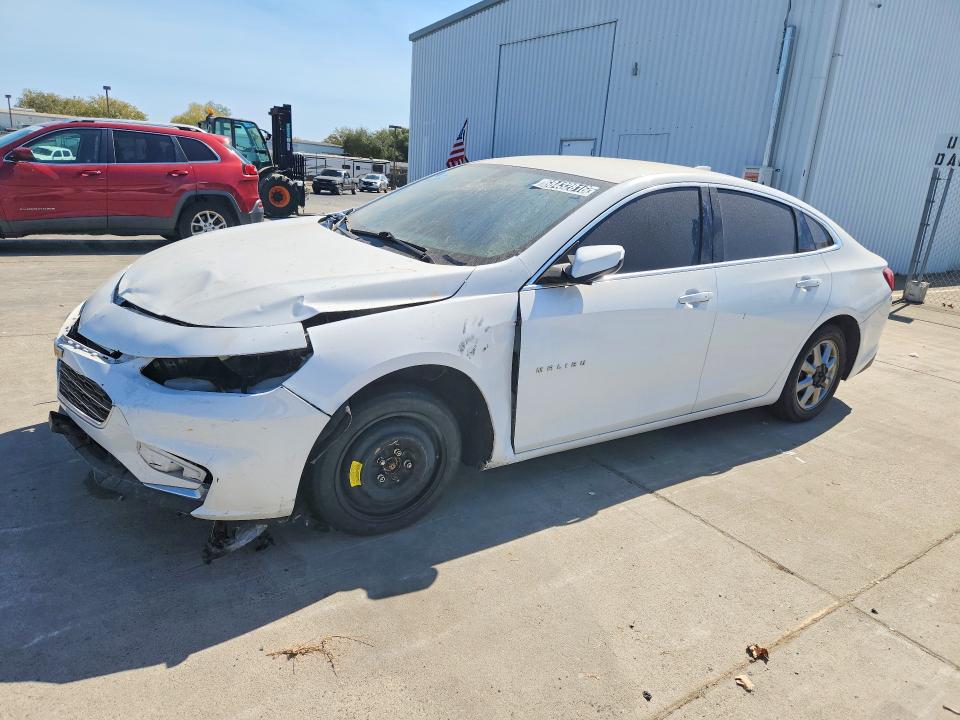 CHEVROLET MALIBU 2018 with VIN 1G1ZD5STXJF153136 - Photo from auction