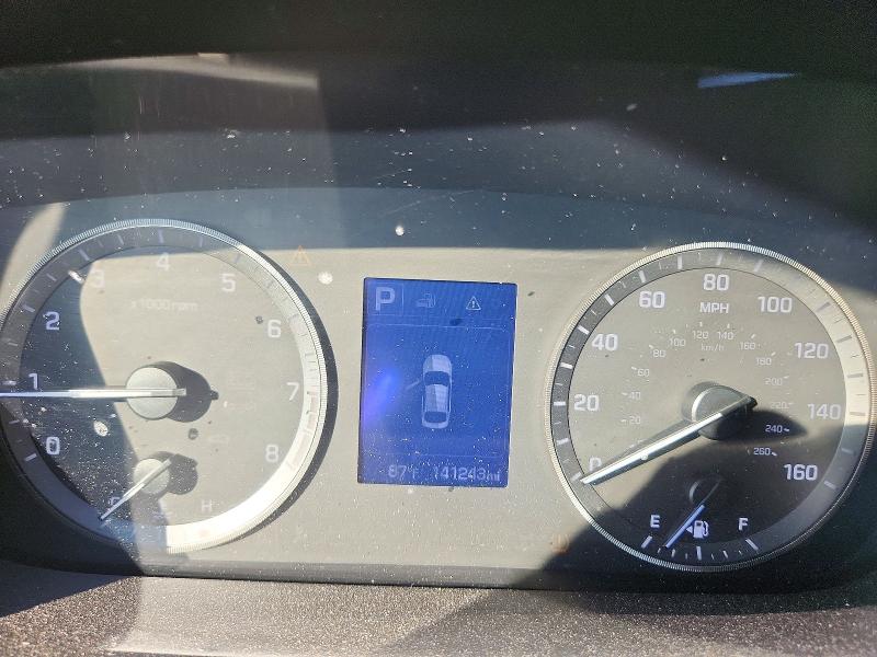 Photo 9 from auction – 2017 HYUNDAI SONATA with VIN 5NPE24AA1HH537411