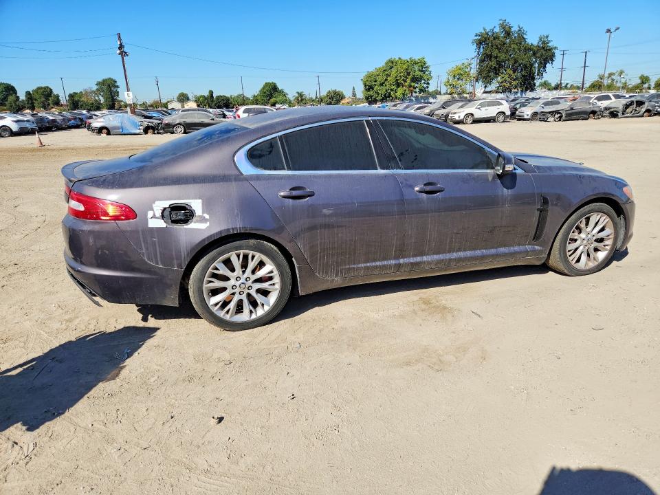 Photo 3 from auction – 2009 JAGUAR XF with VIN SAJWA07C291R12001