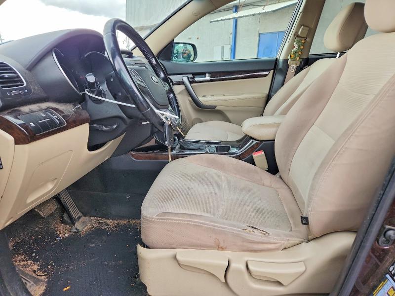 Photo 7 from auction – 2014 KIA SORENTO with VIN 5XYKTCA6XEG465200