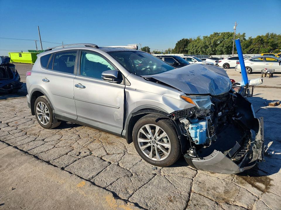 Снимка 4 от търг – 2017 TOYOTA RAV4 с VIN 2T3YFREV1HW336953