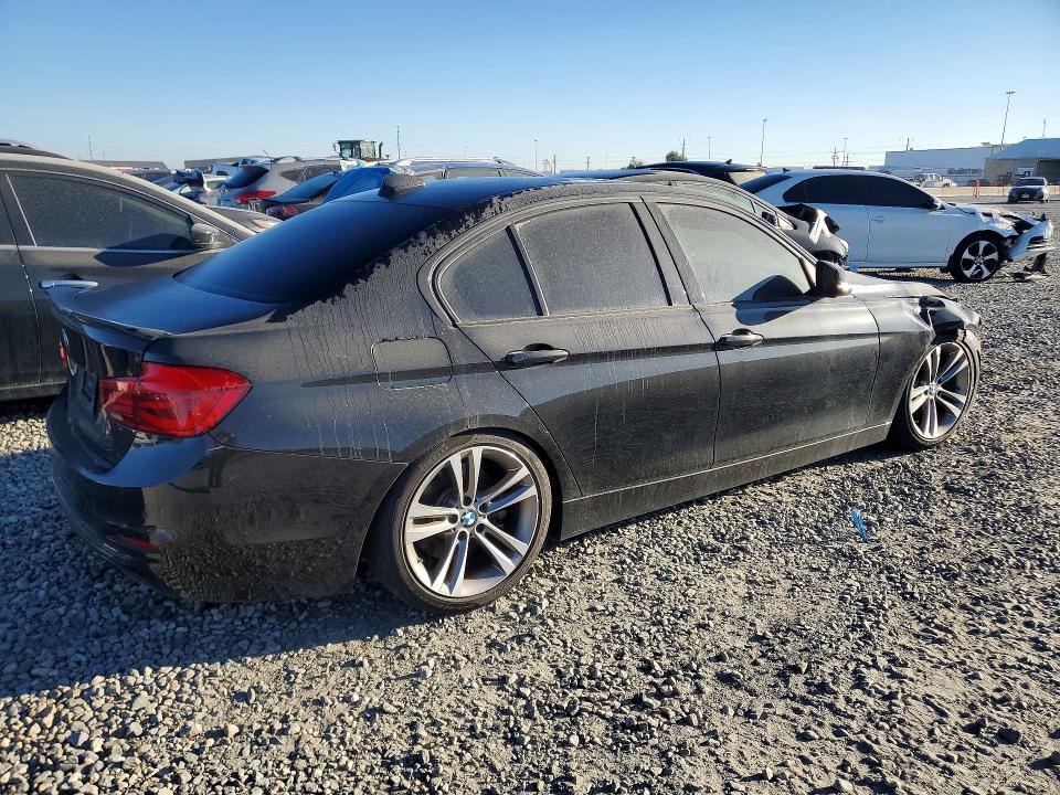 صورة رقم 3 من المزاد - 2017 BMW 340 مع VIN WBA8B7G39HNU37786