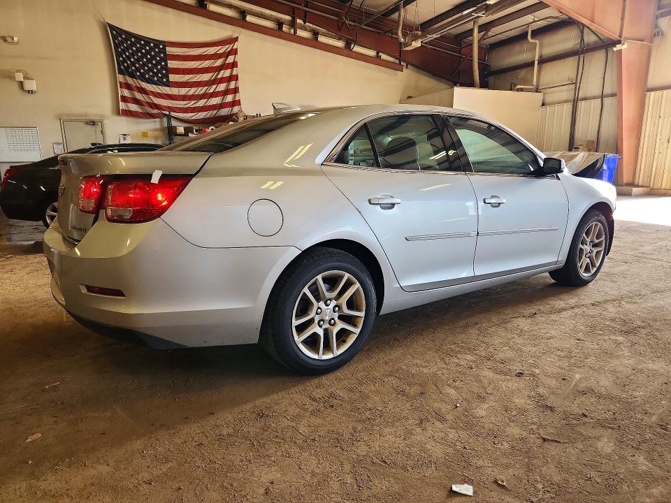 Photo 3 from auction – 2015 CHEVROLET MALIBU with VIN 1G11C5SL3FU118599