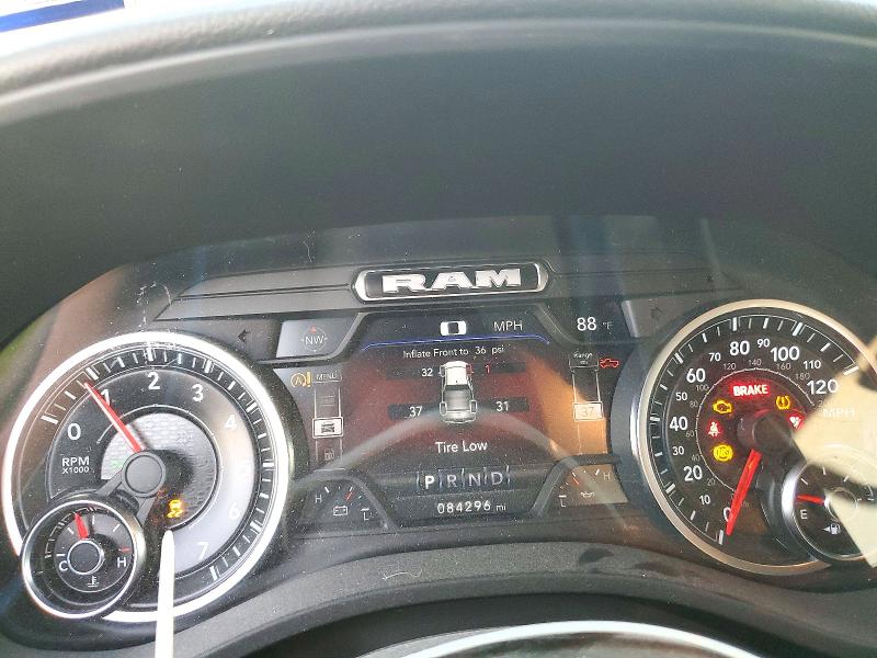 Zdjęcie 9 z aukcji – 2022 RAM 1500 z VIN 1C6RREBG6NN451794