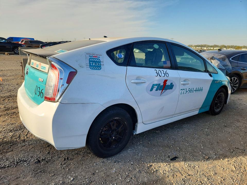 Фото 3 с аукциона – 2013 TOYOTA PRIUS с VIN JTDKN3DU6D1680608