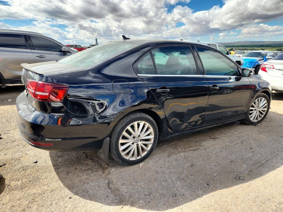 Photo 3 from auction – 2016 VOLKSWAGEN JETTA with VIN 3VWL17AJ9GM336079