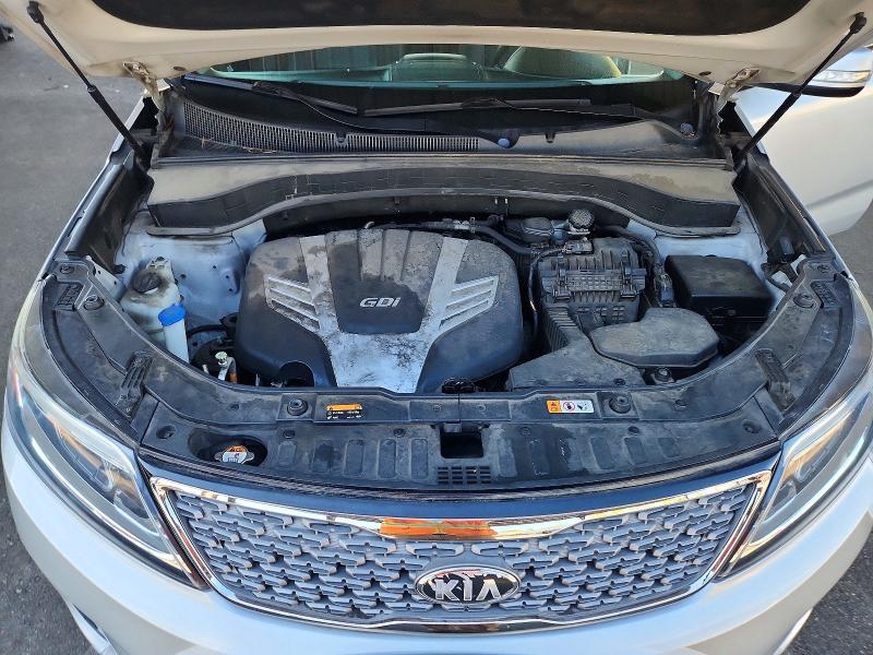 Photo 12 from auction – 2014 KIA SORENTO with VIN 5XYKWDA72EG452074