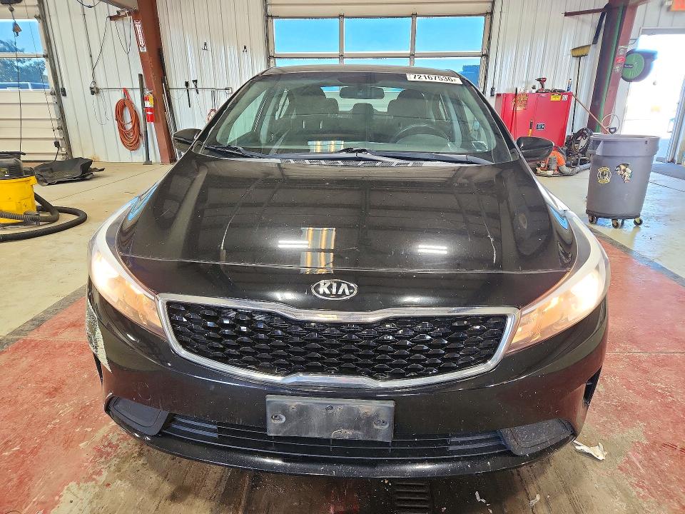 Foto 5 de la subasta – 2018 KIA FORTE con VIN 3KPFK4A78JE283554