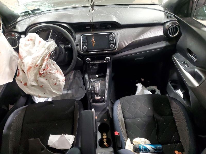 Снимка 8 от търг – 2018 NISSAN KICKS с VIN 3N1CP5CU0JL531355