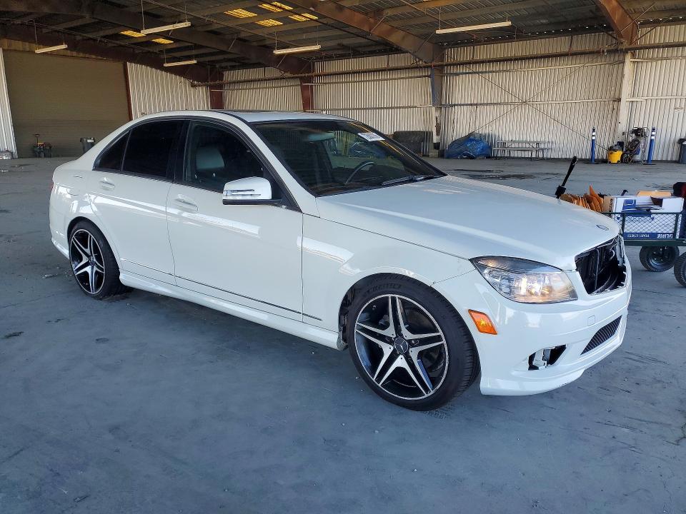 Photo 4 from auction – 2010 MERCEDES-BENZ C with VIN WDDGF5EB7AR111166