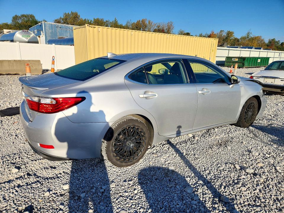 Снимка 3 от търг – 2015 LEXUS ES с VIN JTHBK1GG0F2200321