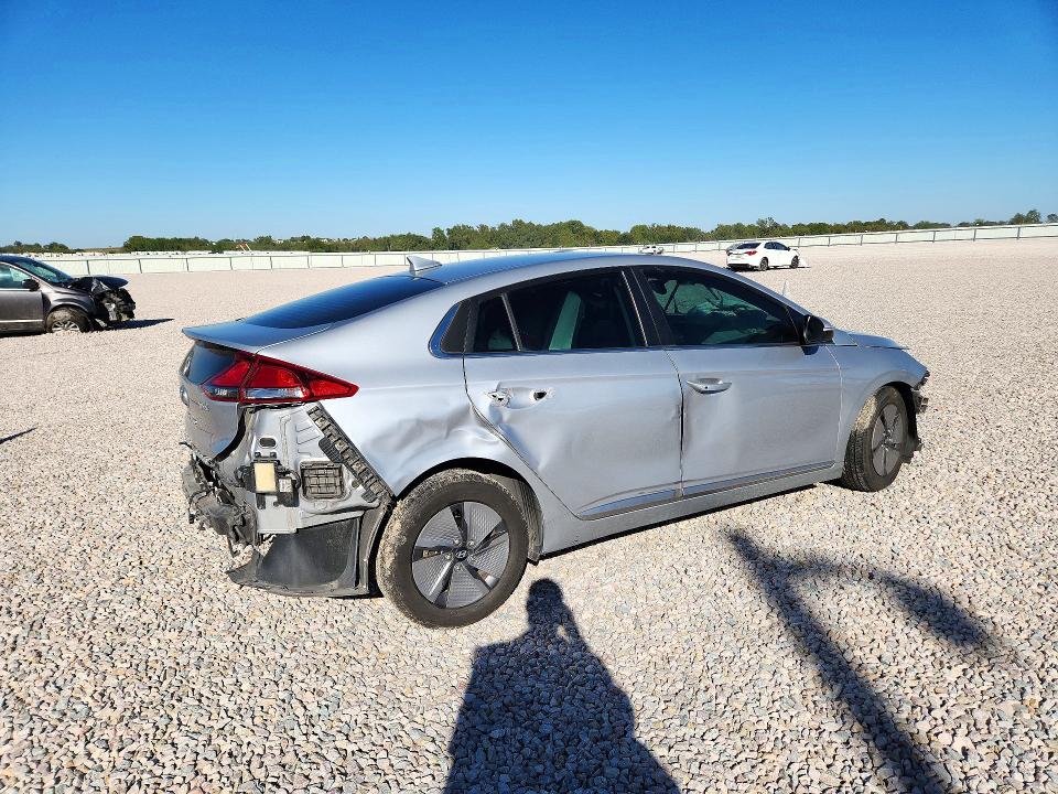 Снимка 3 от търг – 2022 HYUNDAI IONIQ с VIN KMHC75LC3NU279953