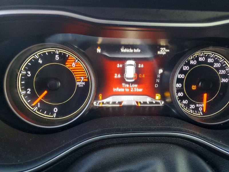 Снимка 9 от търг – 2019 JEEP CHEROKEE с VIN 1C4PJMBNXKD100856