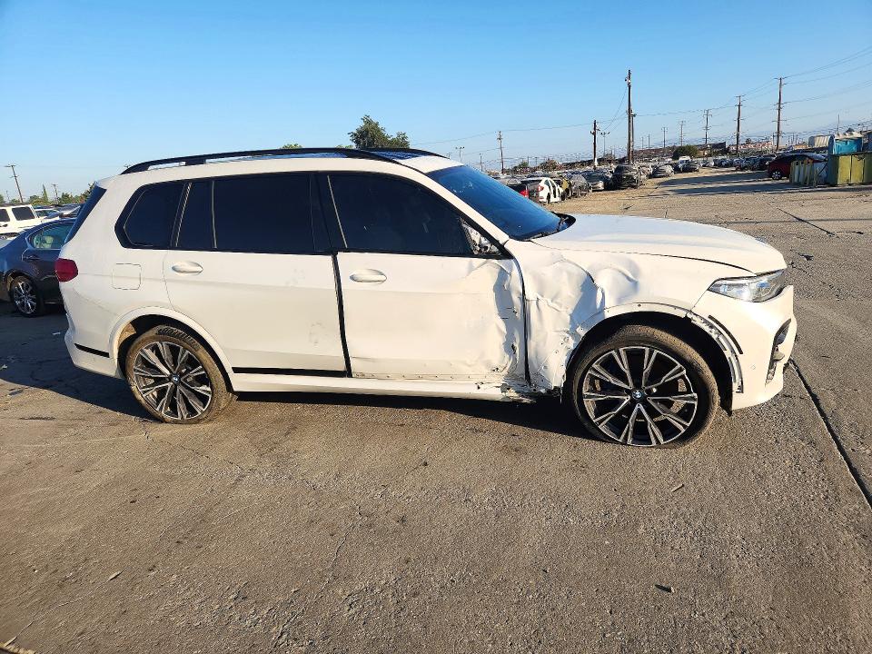 Zdjęcie 4 z aukcji – 2022 BMW X7 z VIN 5UXCX6C07N9K19627