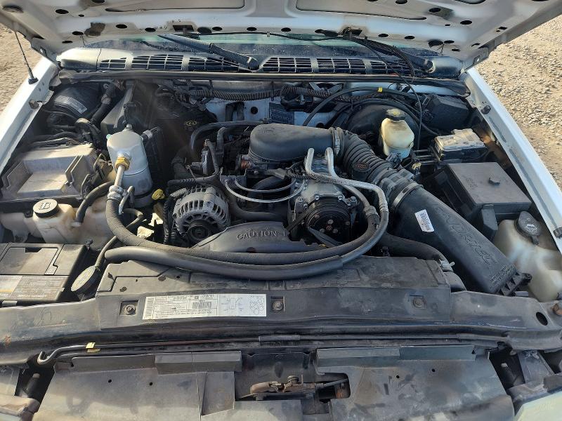 Photo 11 from auction – 2002 GMC SONOMA with VIN 1GTDT19W028189193
