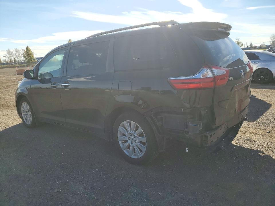 Снимка 2 от търг – 2015 TOYOTA SIENNA с VIN 5TDDK3DCXFS101912