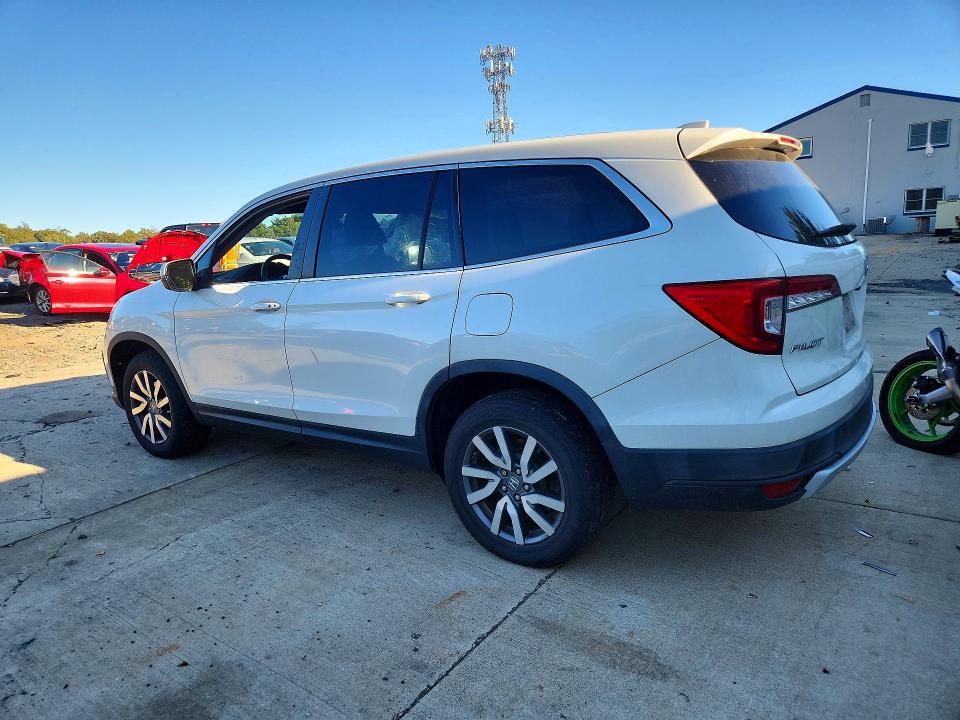 Снимка 2 от търг – 2019 HONDA PILOT с VIN 5FNYF6H36KB002195
