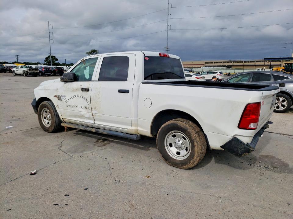 Снимка 2 от търг – 2021 RAM 1500 CLASSIC с VIN 3C6RR6KT5MG563142