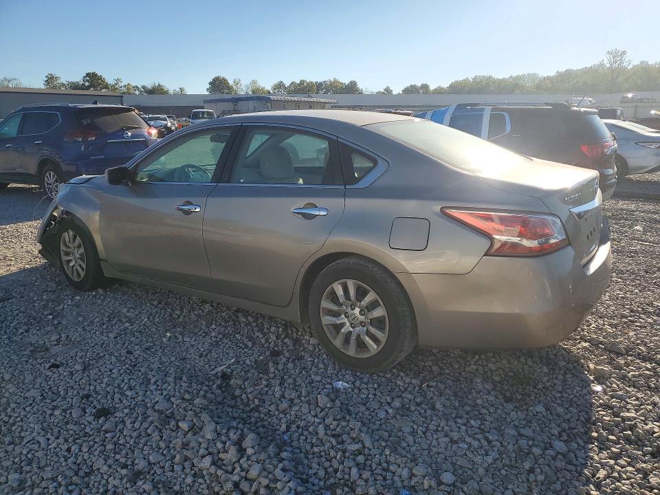 Photo 2 from auction – 2013 NISSAN ALTIMA with VIN 1N4AL3AP7DC199244
