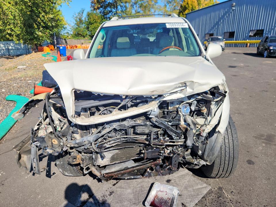 Photo 5 from auction – 2006 LEXUS GX with VIN JTJBT20X260117058
