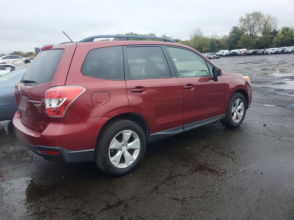 Снимка 3 от търг – 2015 SUBARU FORESTER с VIN JF2SJADC6FH543820