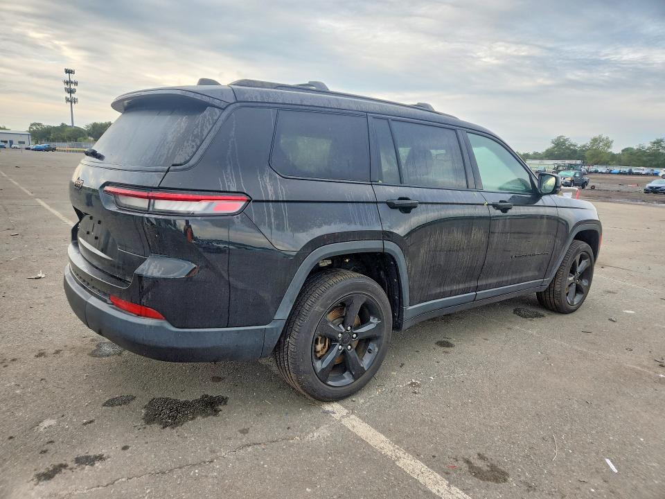 Снимка 3 от търг – 2022 JEEP GRAND CHEROKEE с VIN 1C4RJKAG4N8576226