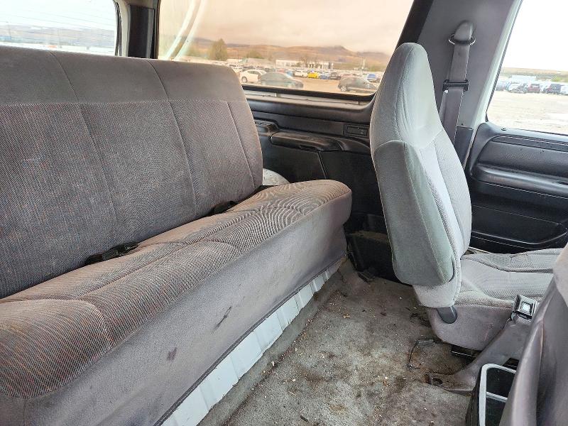 Photo 10 from auction – 1996 FORD BRONCO with VIN 1FMEU15H1TLA97156
