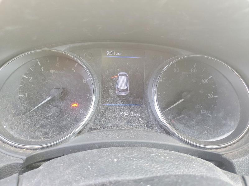 Photo 9 from auction – 2018 NISSAN ROGUE with VIN 5N1AT2MT6JC798334
