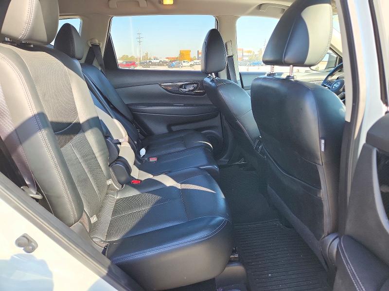 Снимка 10 от търг – 2017 NISSAN ROGUE с VIN JN8AT2MV5HW024188