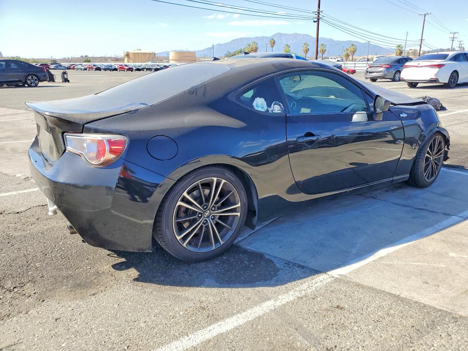 Foto 3 de la subasta – 2013 SCION FR-S con VIN JF1ZNAA19D1734292