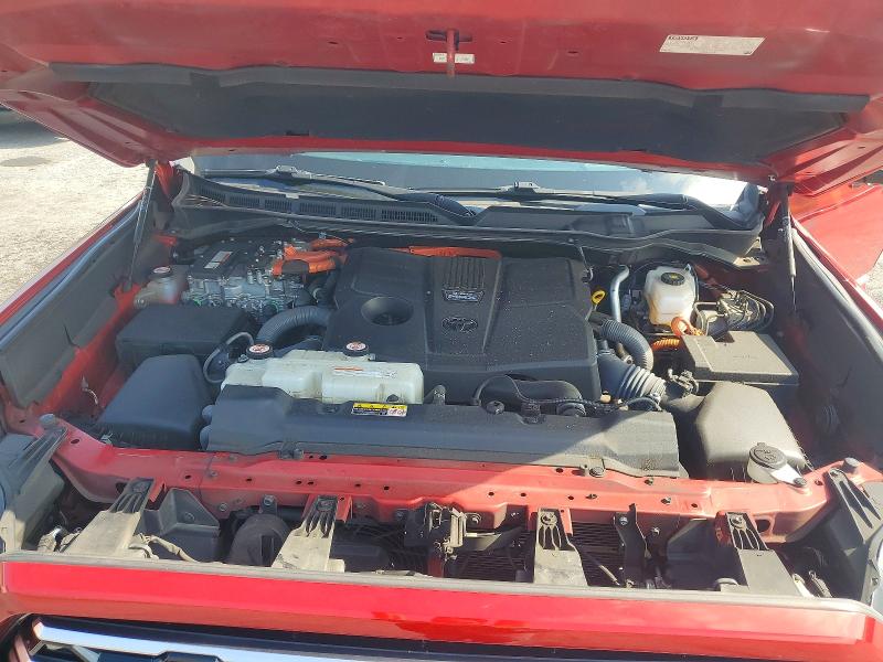 Снимка 11 от търг – 2022 TOYOTA TUNDRA с VIN 5TFVC5DBXNX005761