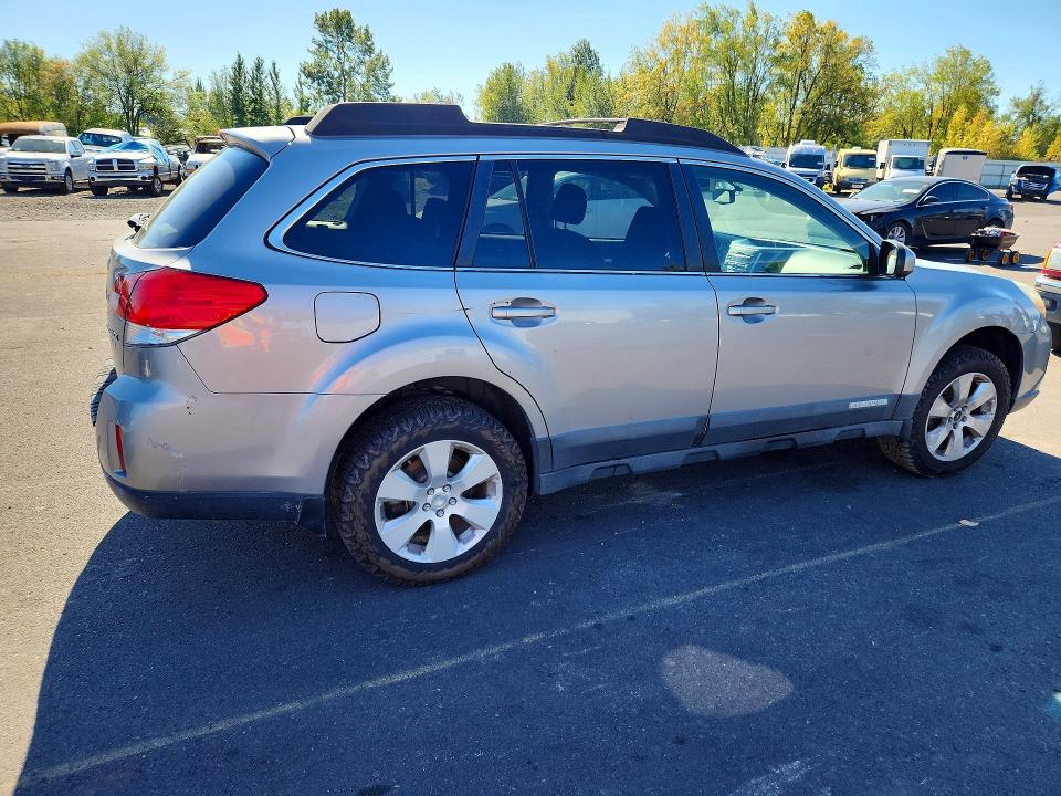 صورة رقم 3 من المزاد - 2010 SUBARU OUTBACK مع VIN 4S4BRBGC8A3333066