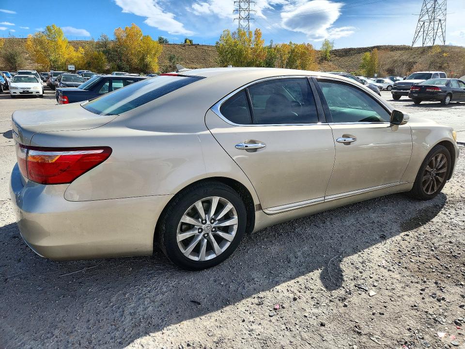 Фото 3 с аукциона – 2011 LEXUS LS с VIN JTHBL5EF4B5102576
