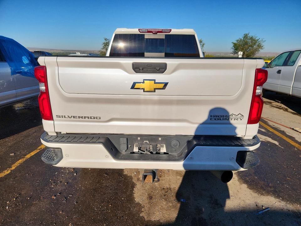 Photo 6 from auction – 2022 CHEVROLET SILVERADO with VIN 1GC4YREYXNF364461
