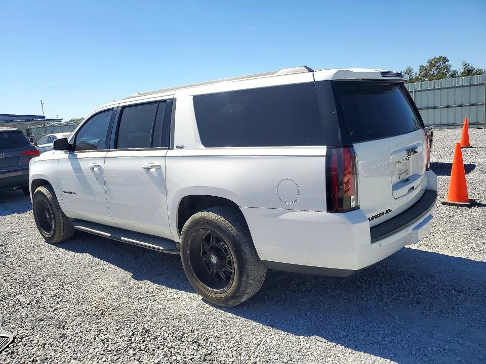 Снимка 2 от търг – 2015 GMC YUKON XL с VIN 1GKS1HKC8FR569229
